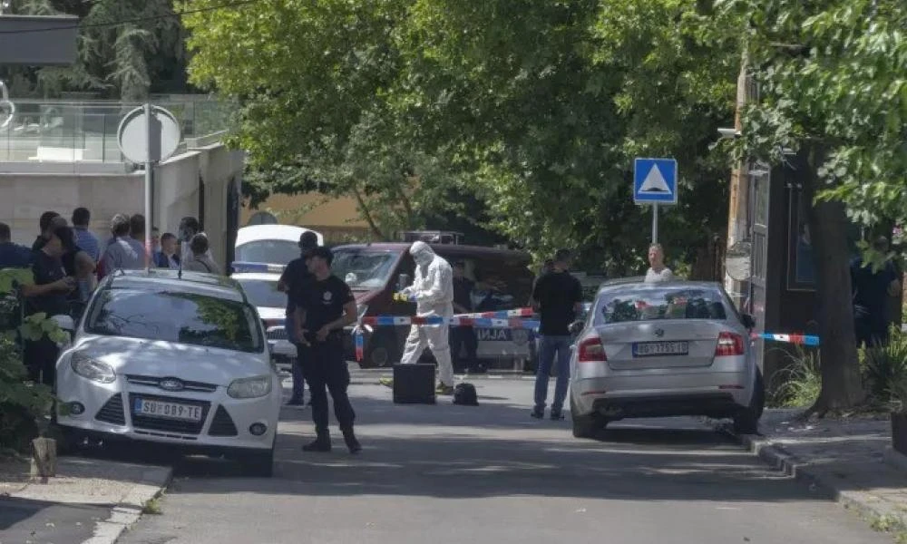 Σερβία - ΥΠΕΣ για επίθεση έξω από την πρεσβεία του Ισραήλ στο Βελιγράδι: Ήταν τρομοκρατική ενέργεια - Προσήλυτος Σέρβος ο δράστης